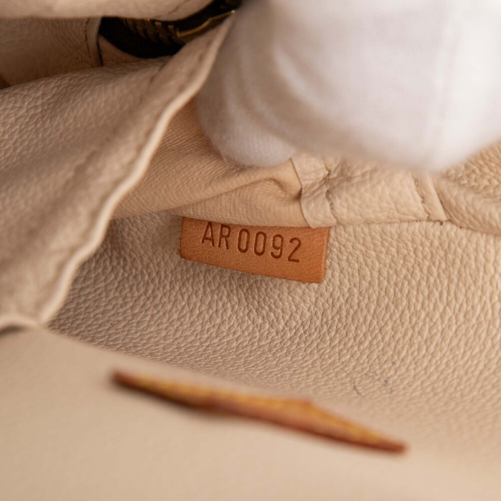 Pre-Loved Louis Vuitton Monogram Spontini - Picture 6 of 7